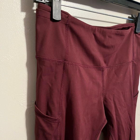 Lululemon Women Dark Sport Red Fast Free Crop II Nulux 19" Reflective Pant - Picture 4 of 12